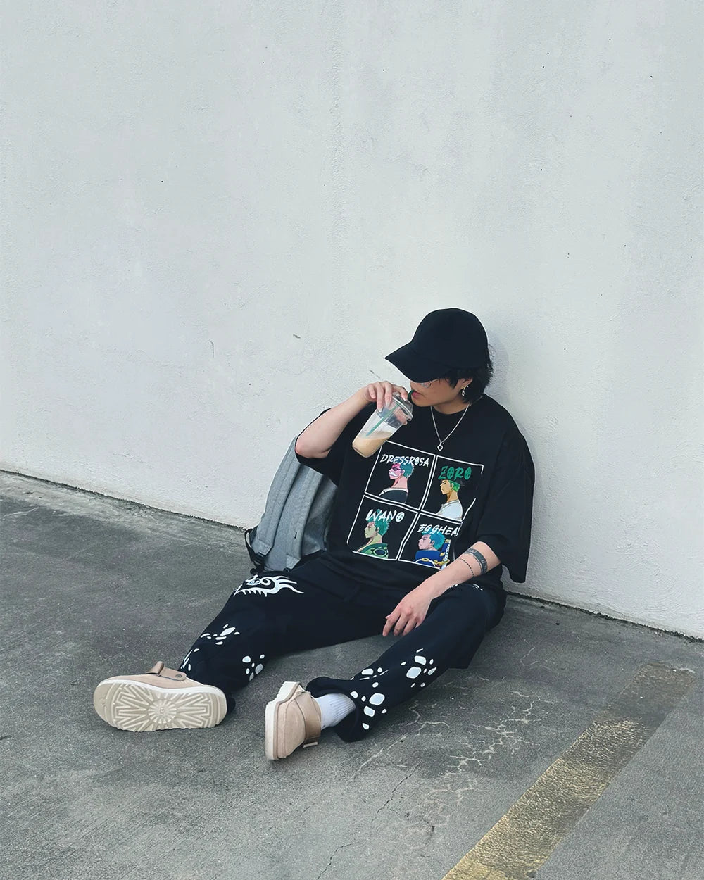 Zoro 4-Panel Black Oversized Tee
